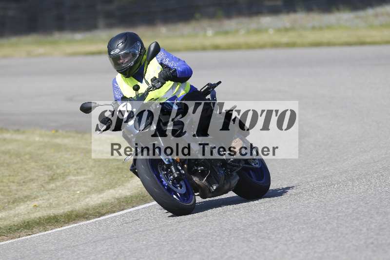 /01 02.04.2026 MAZ ADR/Gruppe gelb Gruppe gruen/17